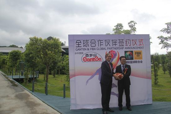 东鹏饮料:核心老品在省内市场稳健增长省外市场则存在广阔开拓空间